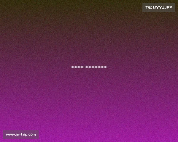 避免呛水的关键技巧 自由泳换气时转肩动作示范与解析